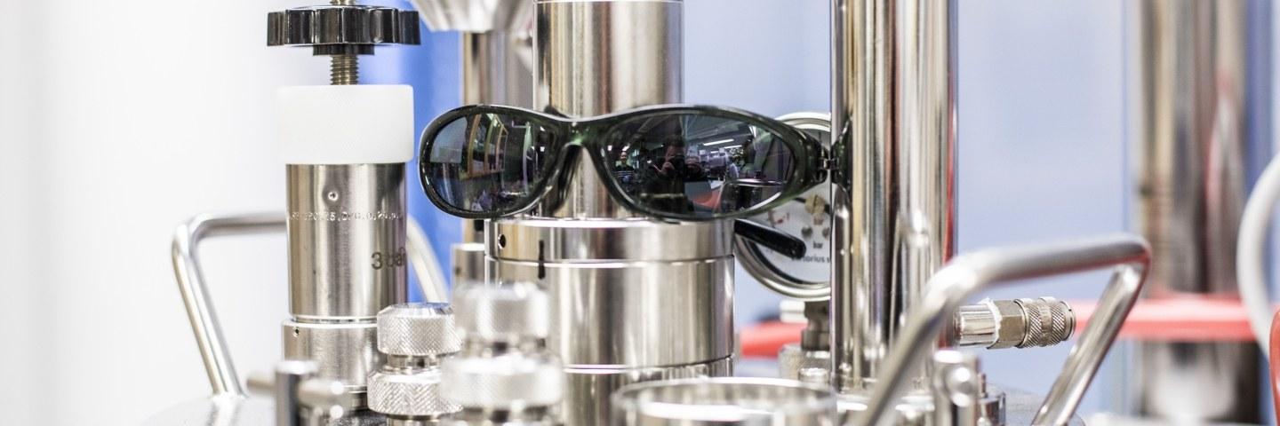 Bioreactor with sun glasses