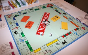 Read more about the article Playing Monopoly with children is an exciting experience