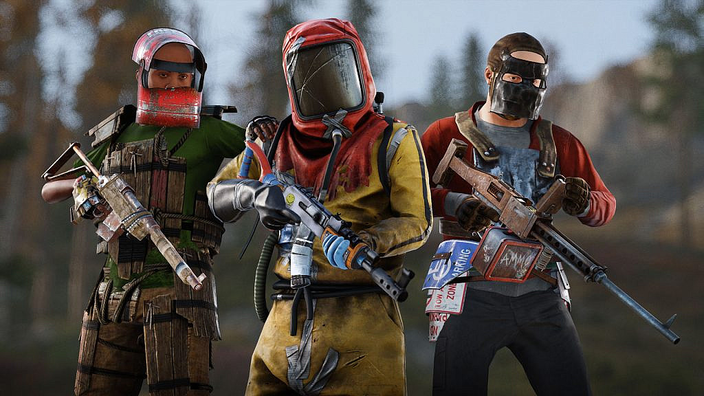 An image of 3 players using different kind of clothes and armor.
