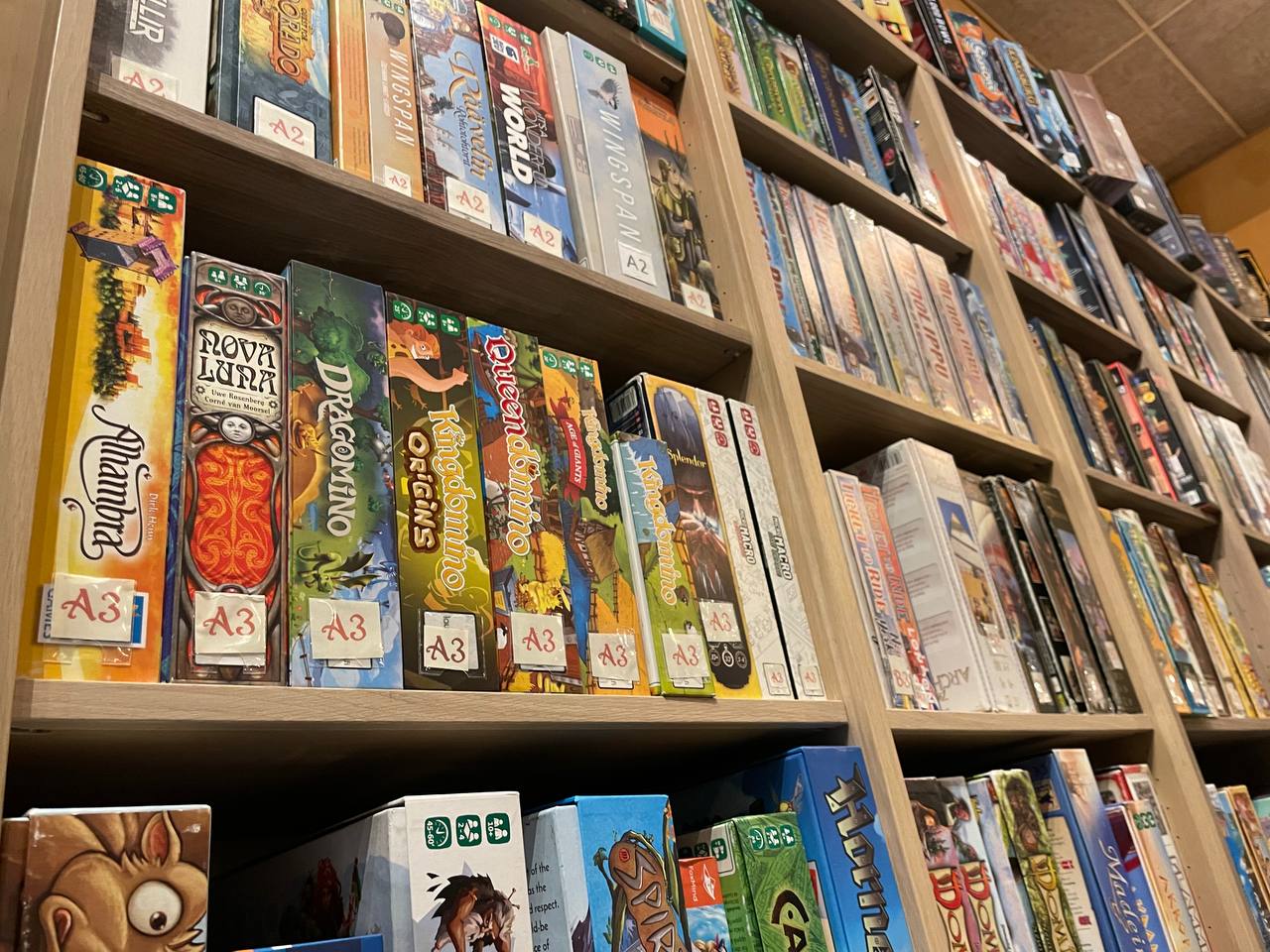 Games, drinks, and tentacles – Fond memories made in Taverna