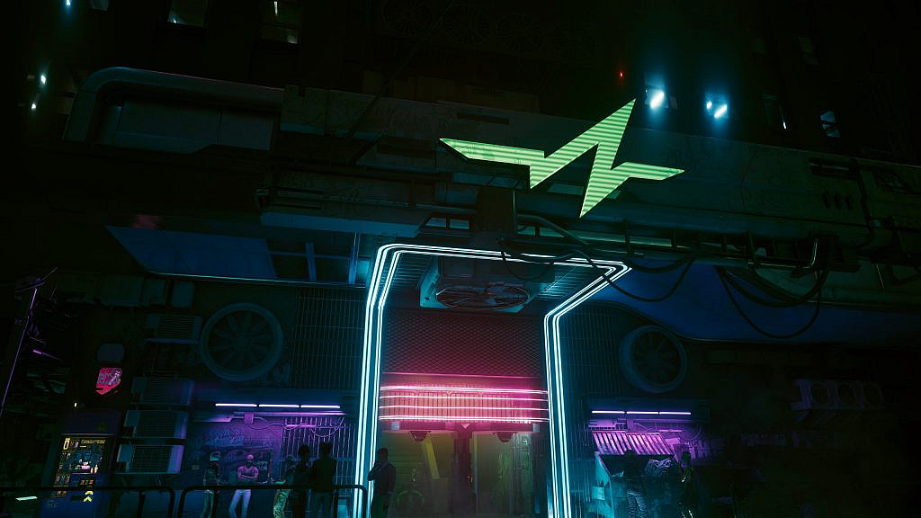 Backyard with a bar entrance, people are talking and smoking outside, colorful neonlights illuminate the night.