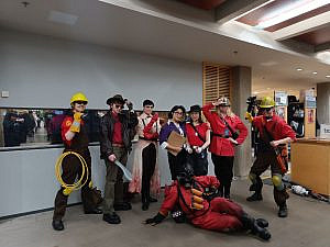 Read more about the article The wonderful world of cosplay – TF2 arrives to Desucon Frostbite